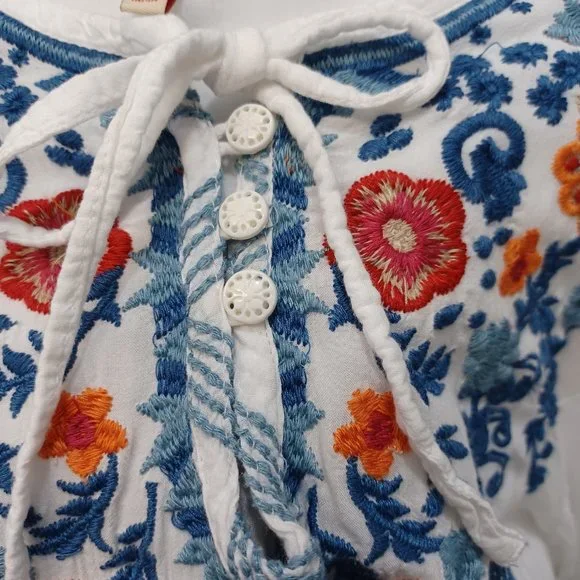 Reba Embroidered Tunic White Blue Boho Peasant Style - Picture 4 of 12